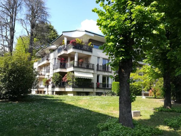appartamento in vendita a Carate Brianza