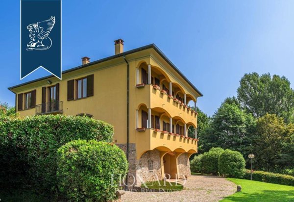 casa indipendente in vendita a Carate Brianza
