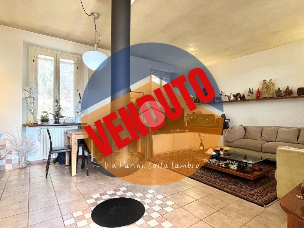 appartamento in vendita a Carate Brianza