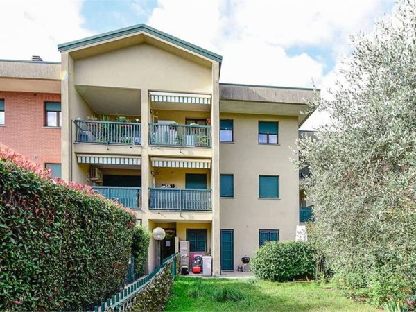 appartamento in vendita a Carate Brianza