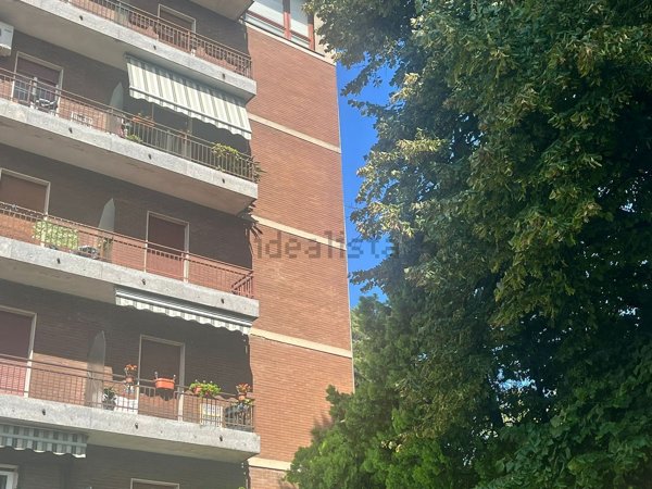 appartamento in vendita a Carate Brianza