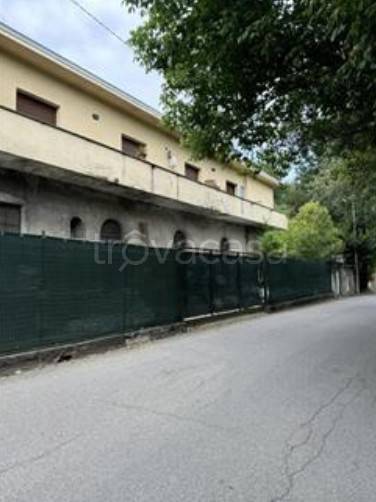 appartamento in vendita a Carate Brianza