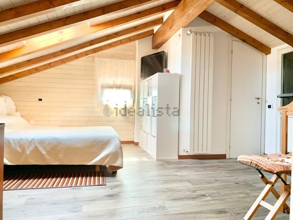 appartamento in vendita a Carate Brianza