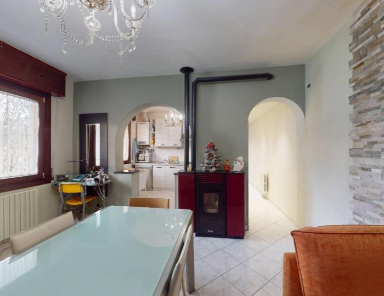 appartamento in vendita a Carate Brianza