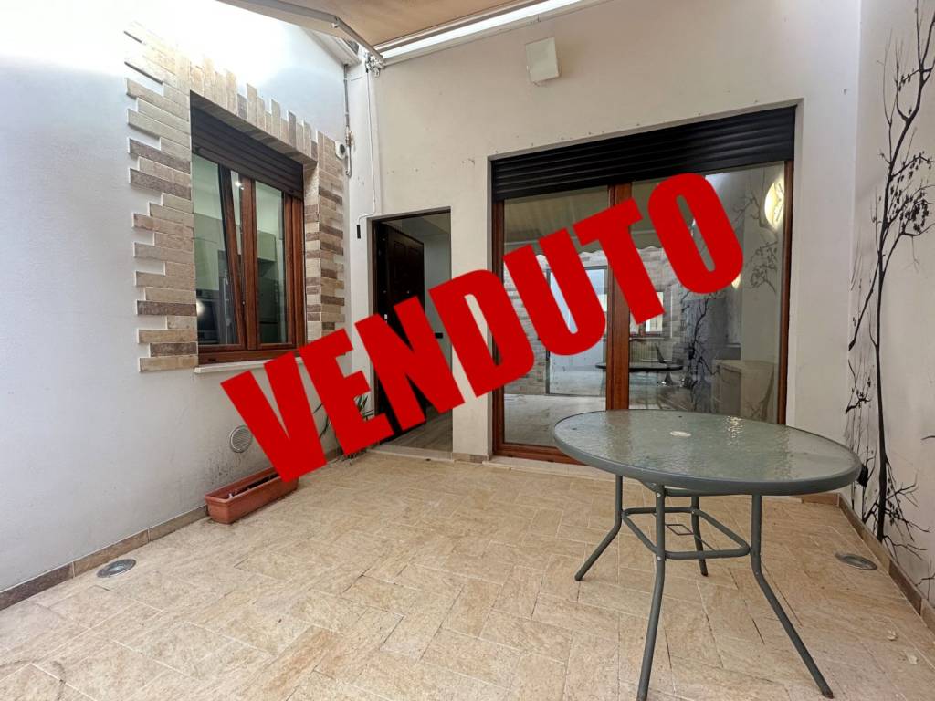 appartamento in vendita a Carate Brianza