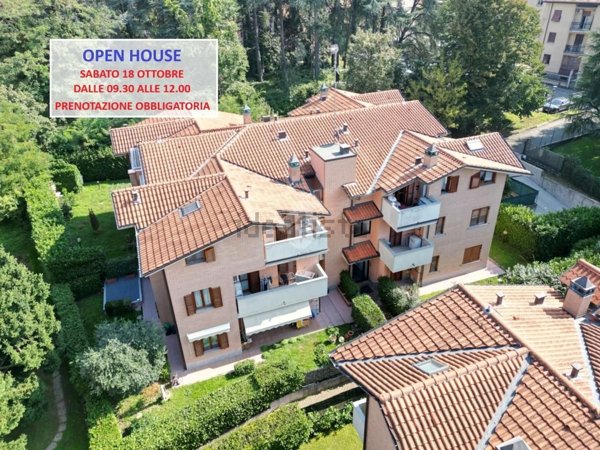 appartamento in vendita a Carate Brianza