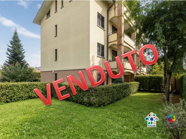 appartamento in vendita a Carate Brianza