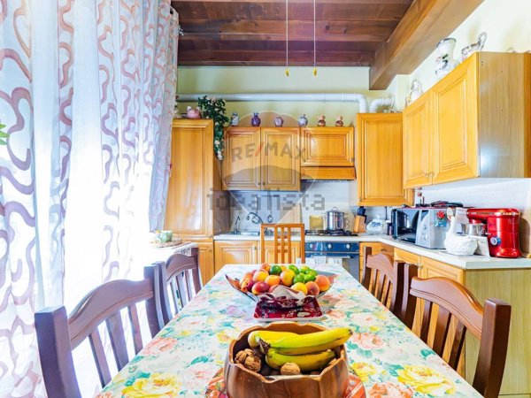 appartamento in vendita a Carate Brianza