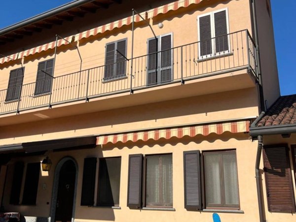 appartamento in vendita a Carate Brianza