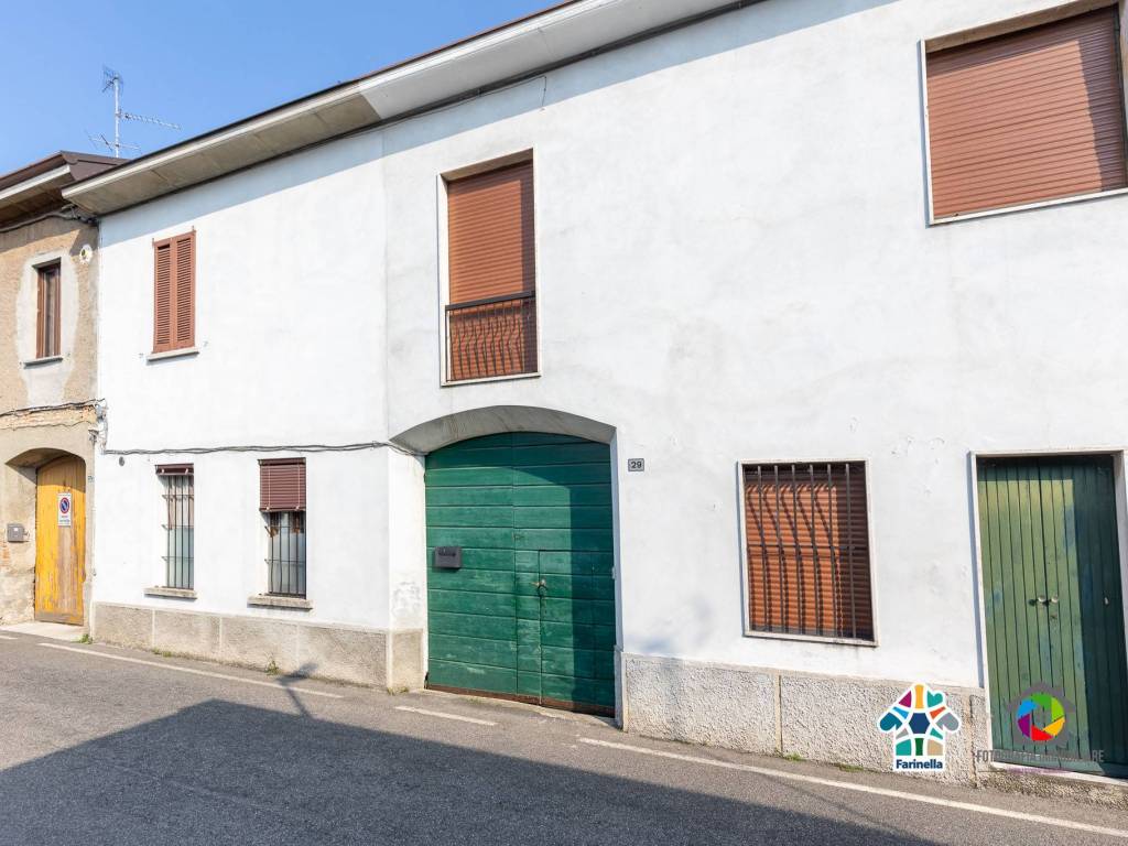 appartamento in vendita a Carate Brianza