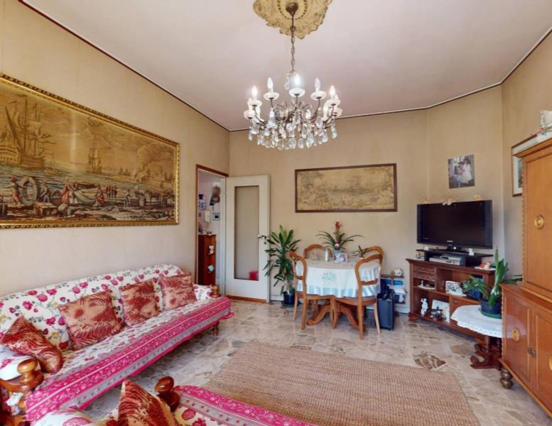 appartamento in vendita a Carate Brianza