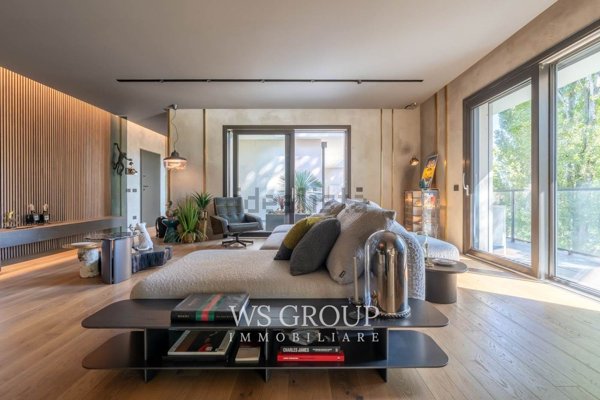 appartamento in vendita a Carate Brianza