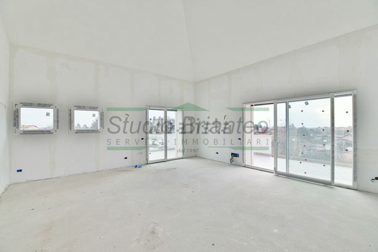 appartamento in vendita a Carate Brianza