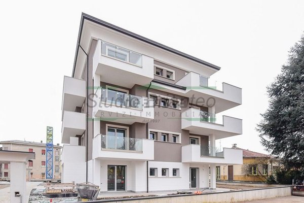 appartamento in vendita a Carate Brianza