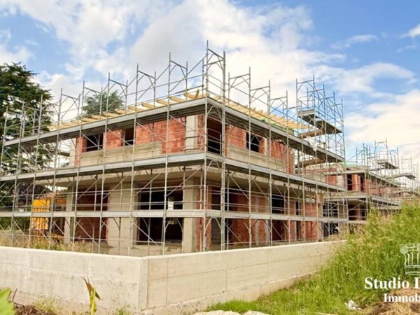 casa indipendente in vendita a Carate Brianza