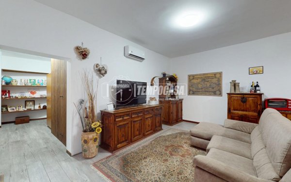 appartamento in vendita a Carate Brianza