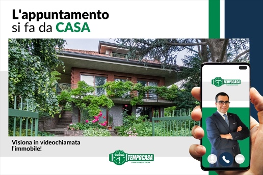 casa indipendente in vendita a Carate Brianza