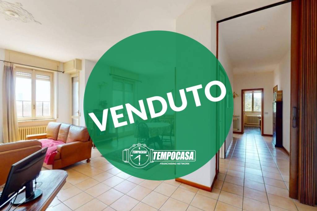 appartamento in vendita a Carate Brianza