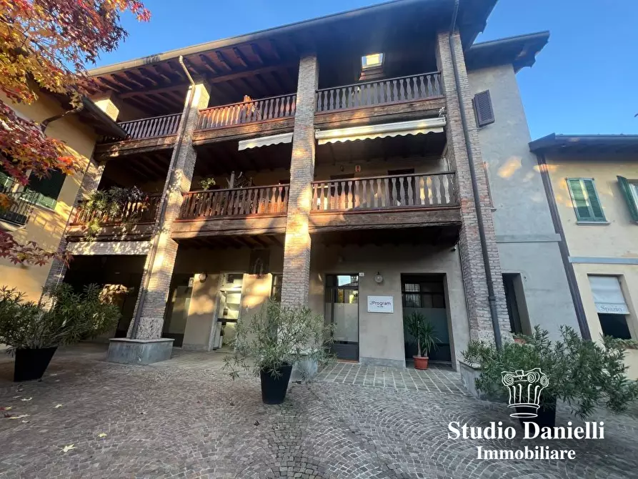 appartamento in vendita a Carate Brianza