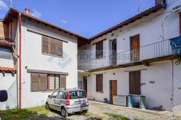 appartamento in vendita a Carate Brianza