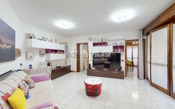 appartamento in vendita a Carate Brianza