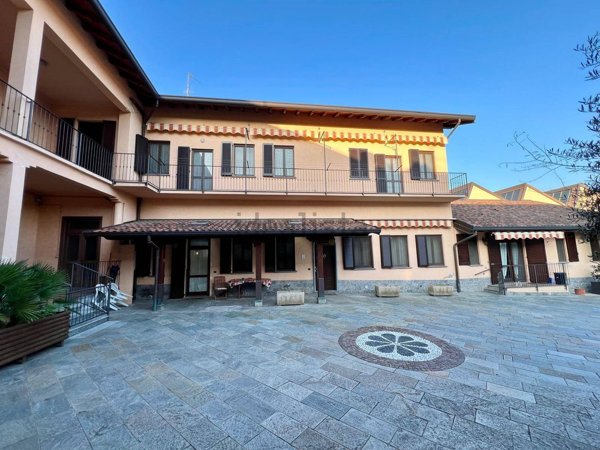 appartamento in vendita a Carate Brianza