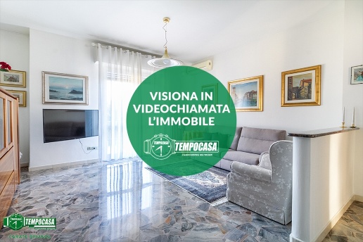 appartamento in vendita a Carate Brianza