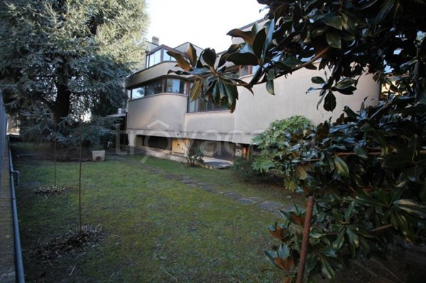 terreno edificabile in vendita a Carate Brianza