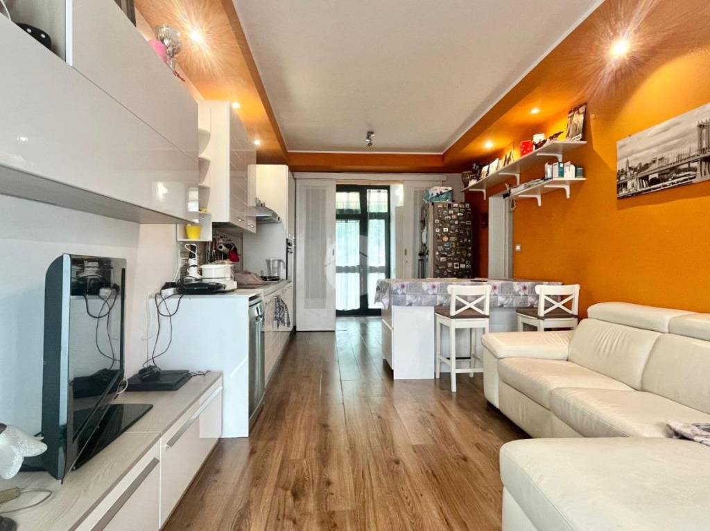 casa indipendente in vendita a Carate Brianza