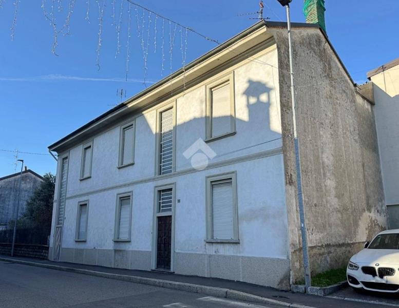 casa indipendente in vendita a Carate Brianza
