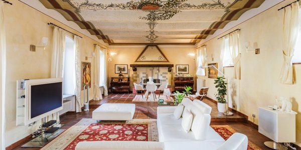 appartamento in vendita a Carate Brianza in zona Costa Lambro