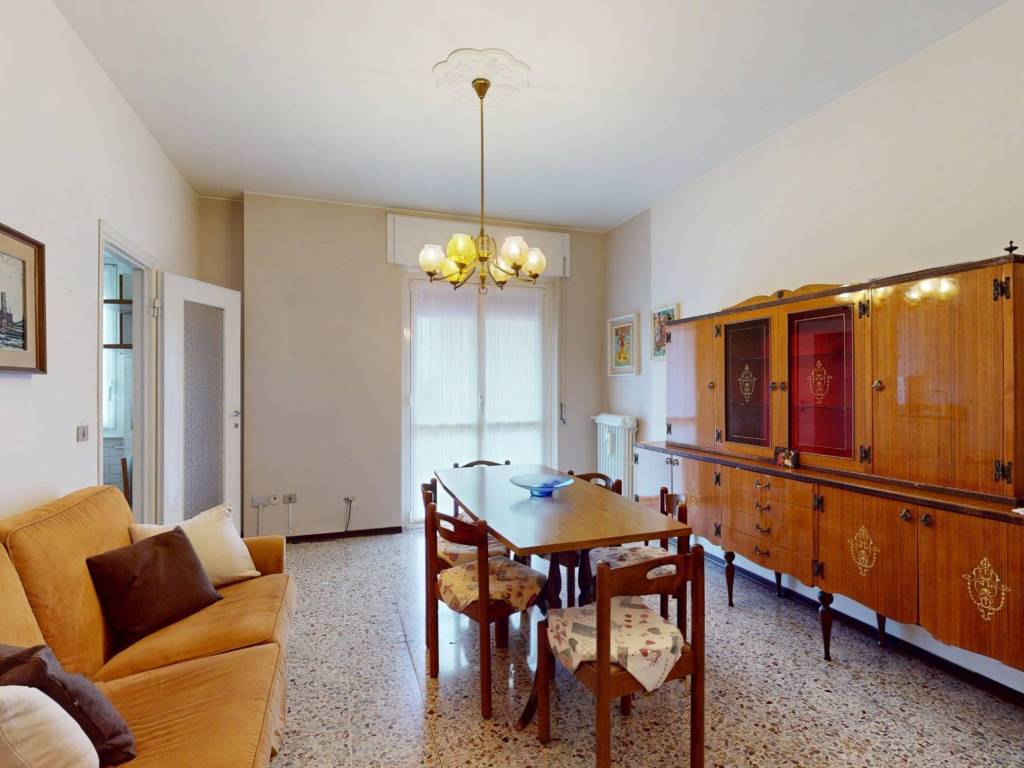 appartamento in vendita a Carate Brianza