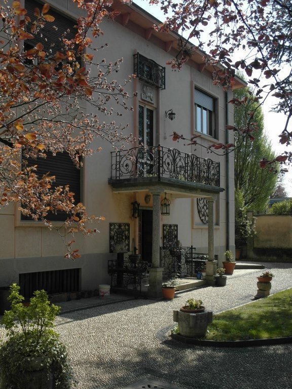 appartamento in vendita a Carate Brianza