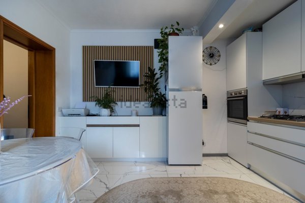 appartamento in vendita a Carate Brianza