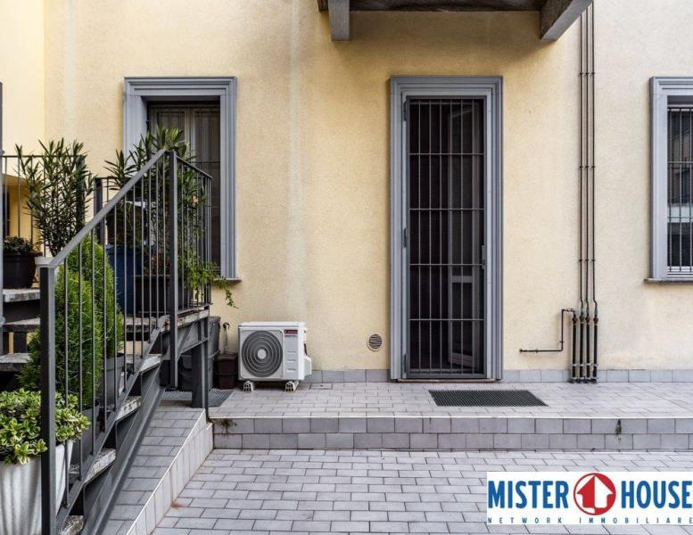 appartamento in vendita a Carate Brianza