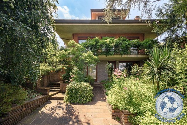 casa indipendente in vendita a Carate Brianza