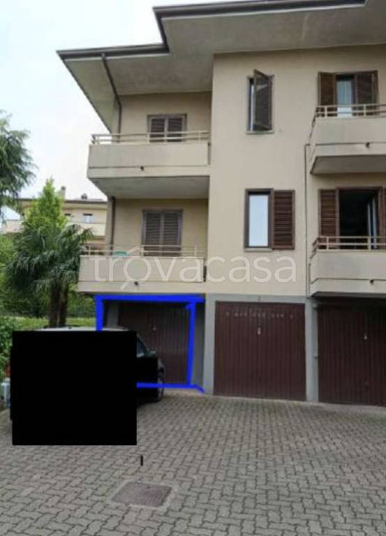 appartamento in vendita a Carate Brianza