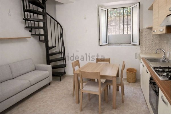 appartamento in vendita a Carate Brianza