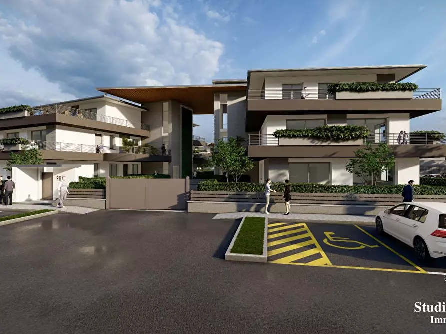 appartamento in vendita a Carate Brianza