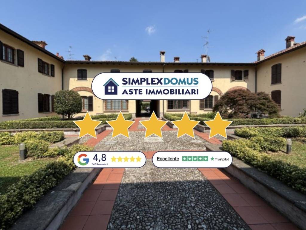 casa indipendente in vendita a Carate Brianza in zona Costa Lambro