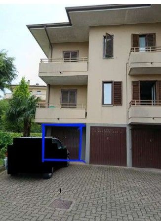 appartamento in vendita a Carate Brianza