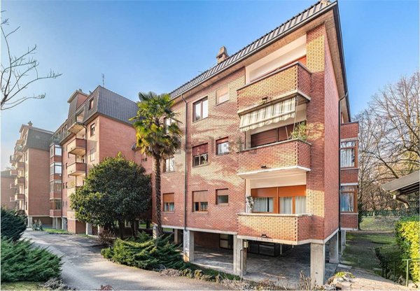 appartamento in vendita a Carate Brianza