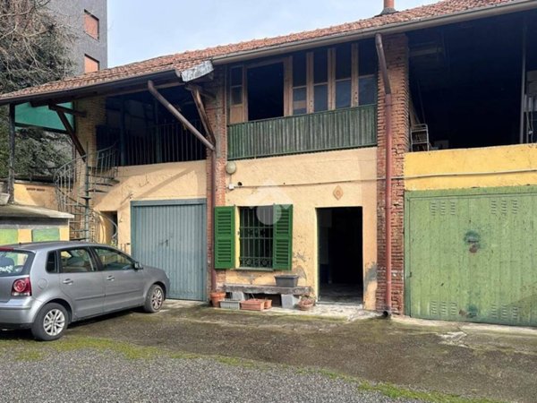 casa indipendente in vendita a Carate Brianza