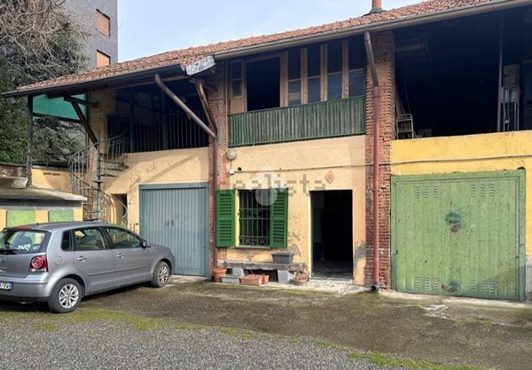 casa indipendente in vendita a Carate Brianza
