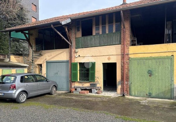 casa indipendente in vendita a Carate Brianza