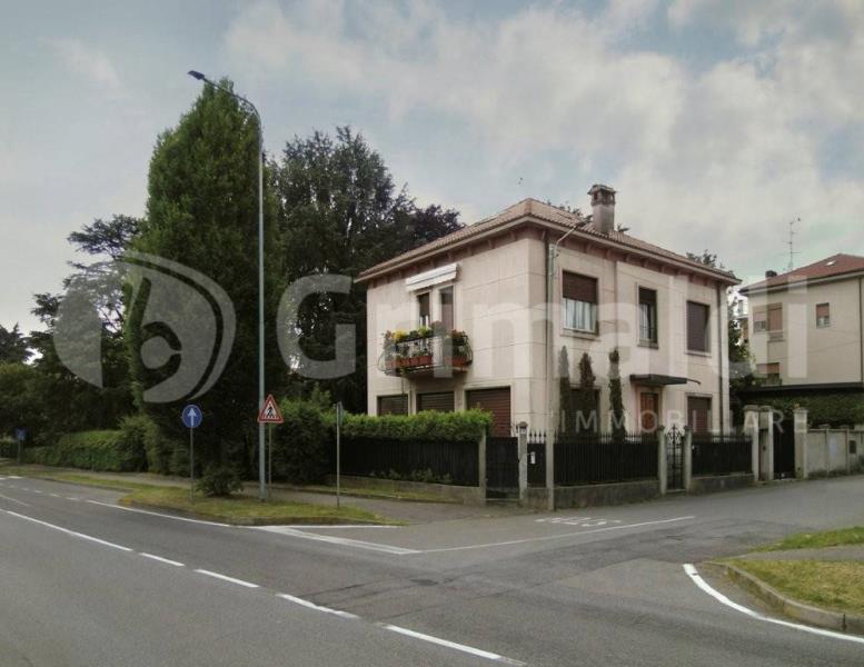 casa indipendente in vendita a Carate Brianza