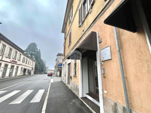 casa semindipendente in vendita a Carate Brianza