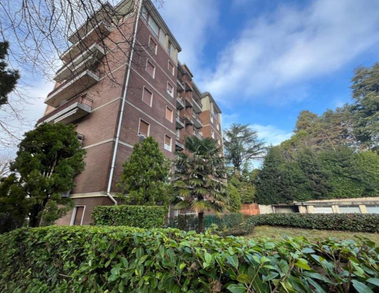 appartamento in vendita a Carate Brianza