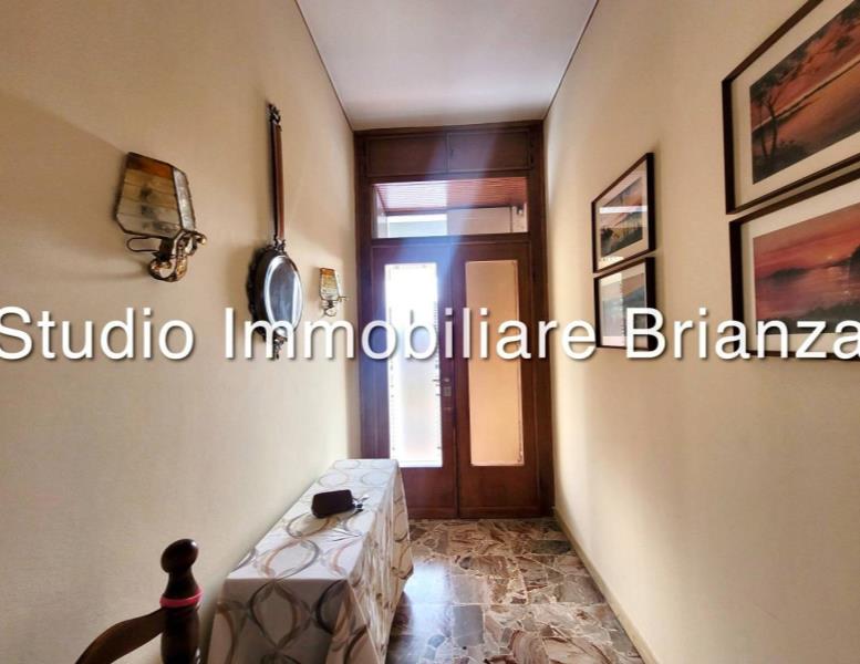 casa indipendente in vendita a Carate Brianza