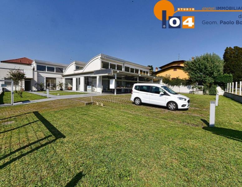 intera palazzina in vendita a Carate Brianza